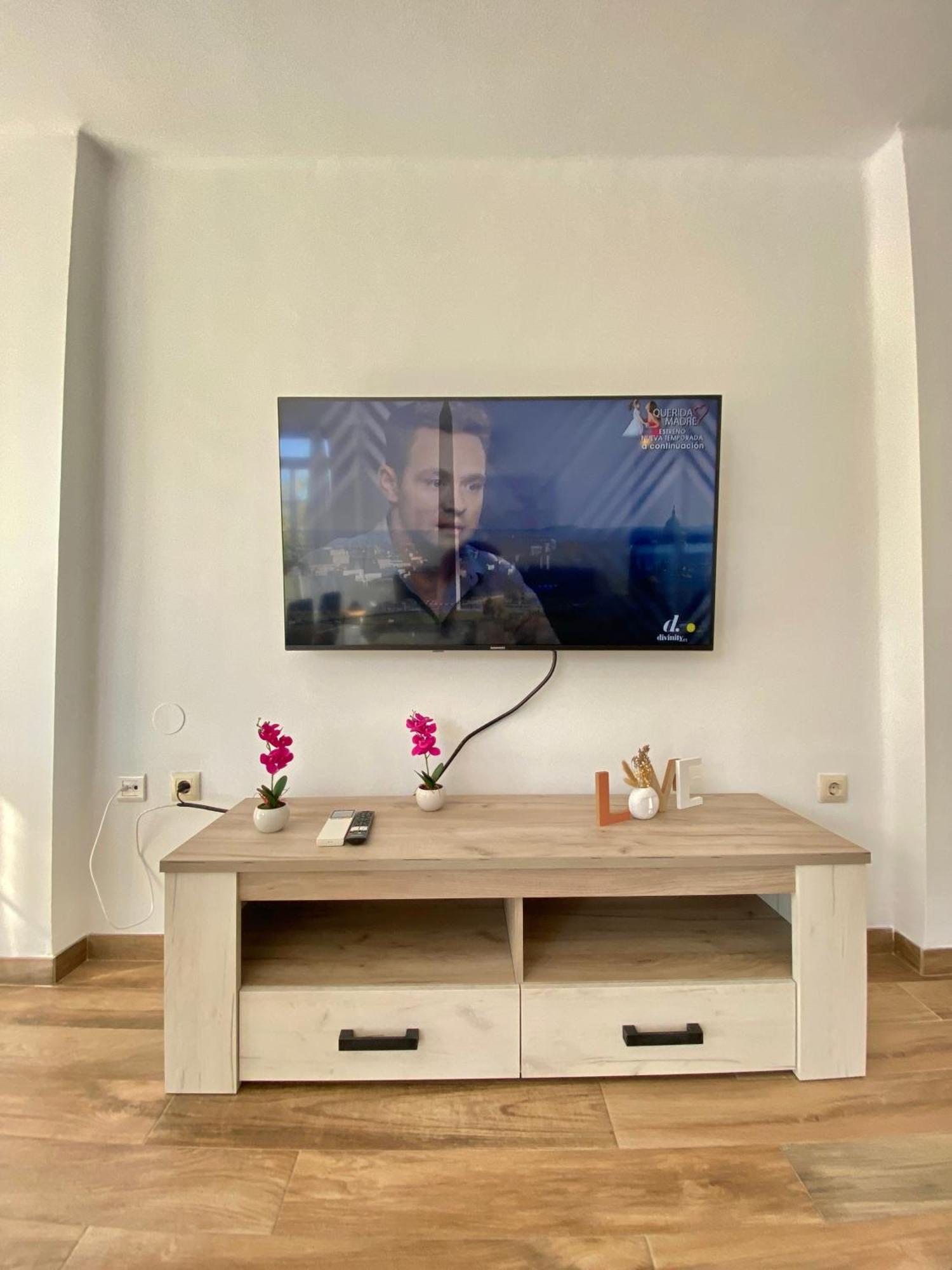 Shr042 Centrico Apartamento De Tres Habitaciones Нерха Екстериор снимка