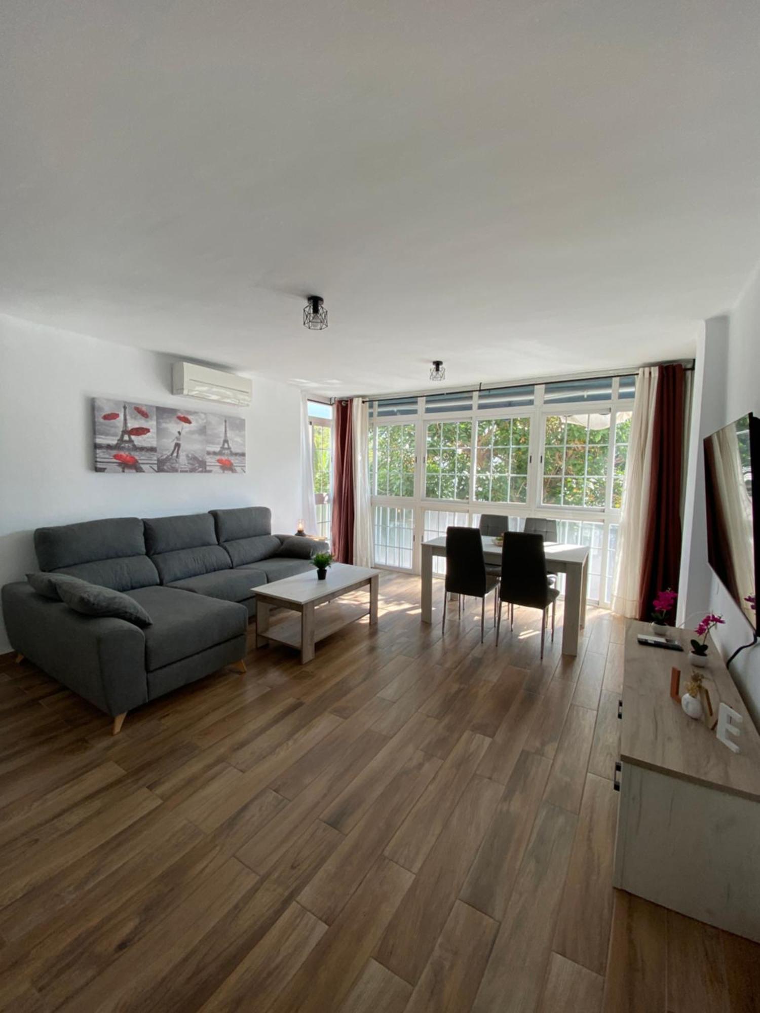Shr042 Centrico Apartamento De Tres Habitaciones Нерха Екстериор снимка